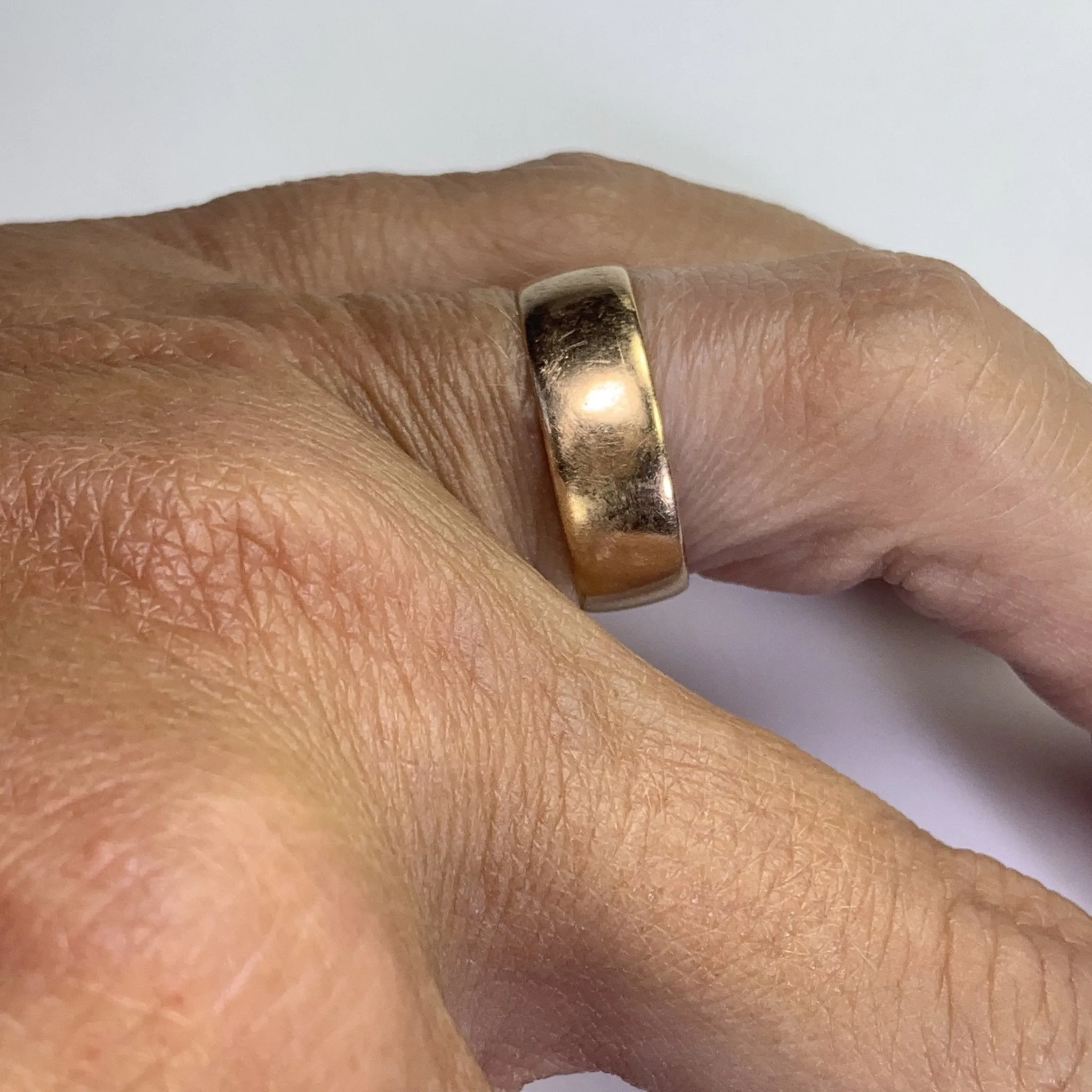 1908 Gold Wedding Band in Rose Gold. Perfect Stacking Ring. Antique English Estate Jewelry.