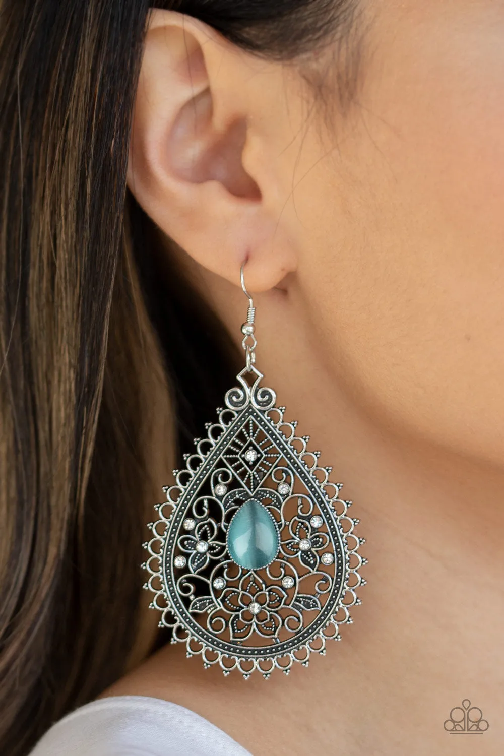 Paparazzi Earring ~ Eden Glow - Blue Cat's Eye Earring