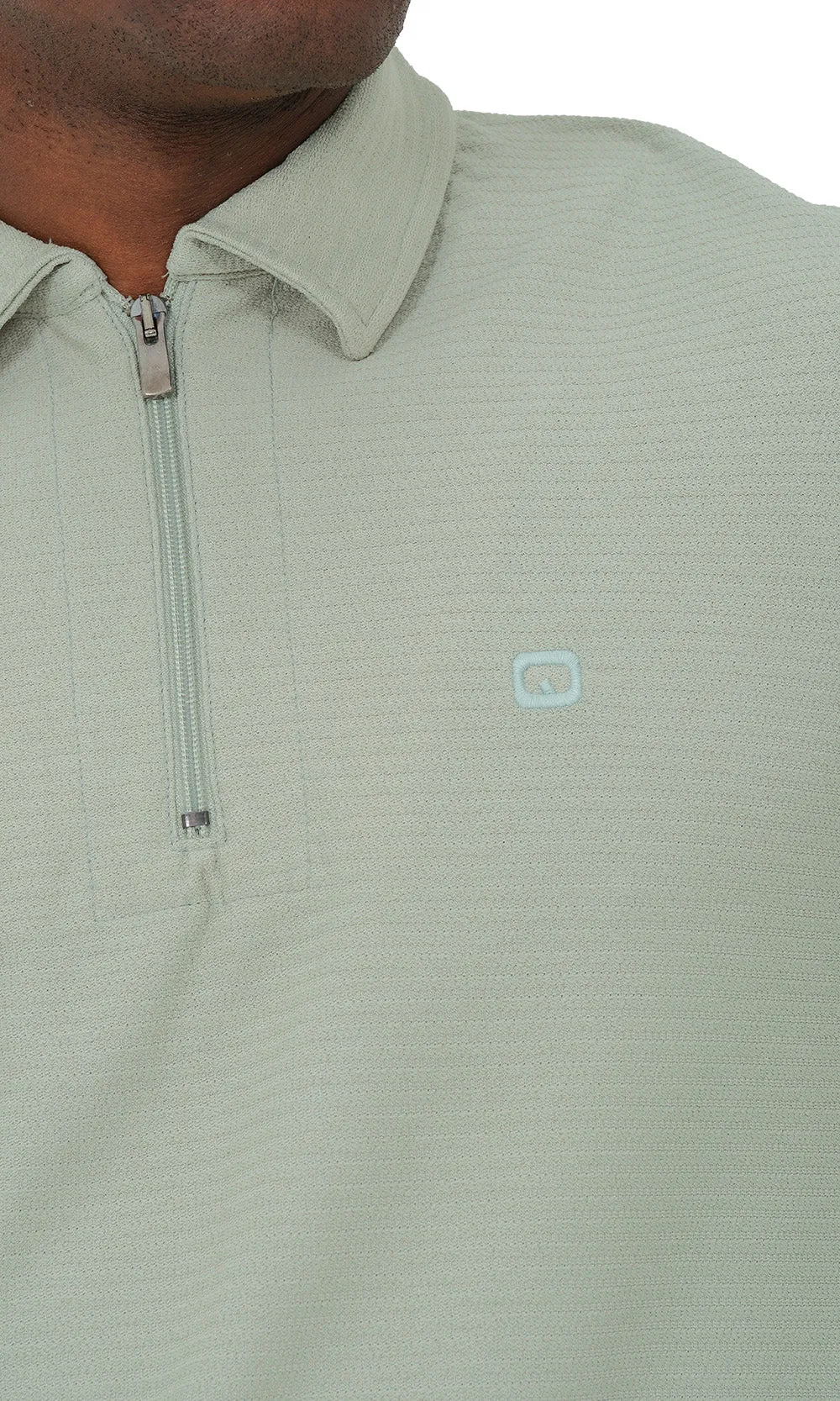 QL Relaxed Polo Zip Up S24 in Almond Green