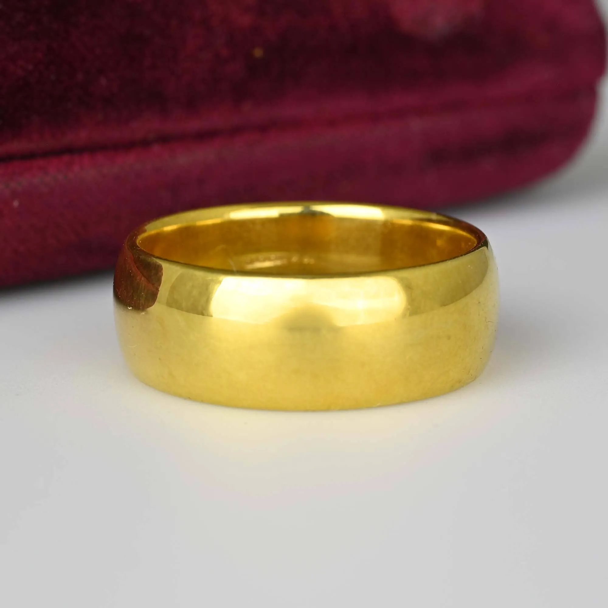 Superb Krementz Wide 18K Gold Band Ring, Unisex